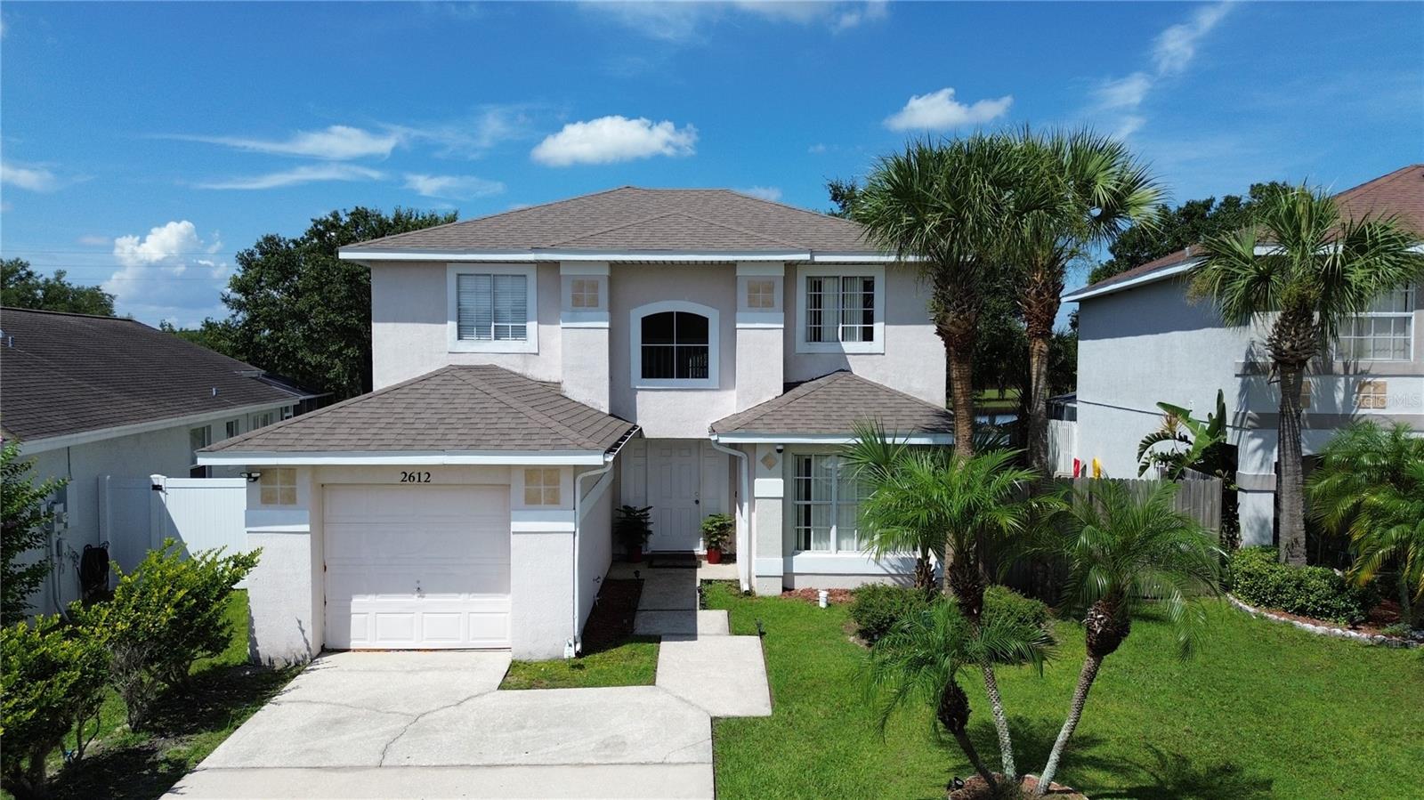 Beautifully Located 4-Bedroom Pool Home Near Medical City
Ideally situated just off the sought-after Osceola Parkway, this spacious 4-bedroom, 2.5-bath pool home offers comfort, convenience, and serene water views. Nestled on a premium lot with no rear neighbors, enjoy peaceful mornings and relaxing evenings overlooking the tranquil water from the family room’s expansive sliding glass doors.
The open-concept layout features a screened-in inground pool—perfect for entertaining guests year-round. The primary suite is conveniently located on the first floor, eliminating the need for stairs, while the second floor offers three additional bedrooms for added privacy.
Located just minutes from major highways, top-rated schools, shopping, dining, and Medical City, this home blends lifestyle and location seamlessly.
The owner is motivated—bring all offers! Easy to show—schedule your private tour today.
The roof was replaced on 3-5-2019 The Air conditioning system was replaced on 4-15-2019