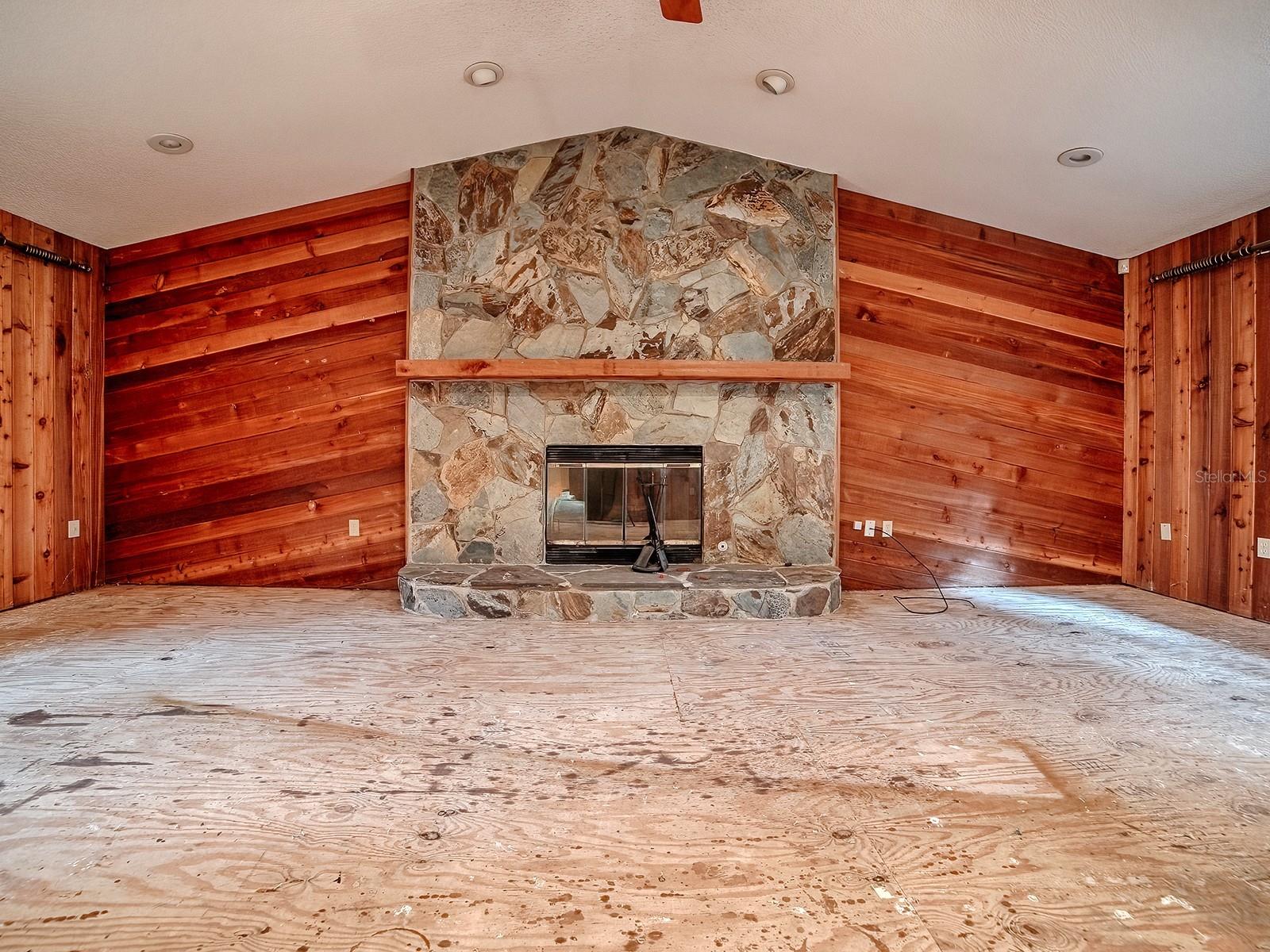 PLACID HILL - Residential