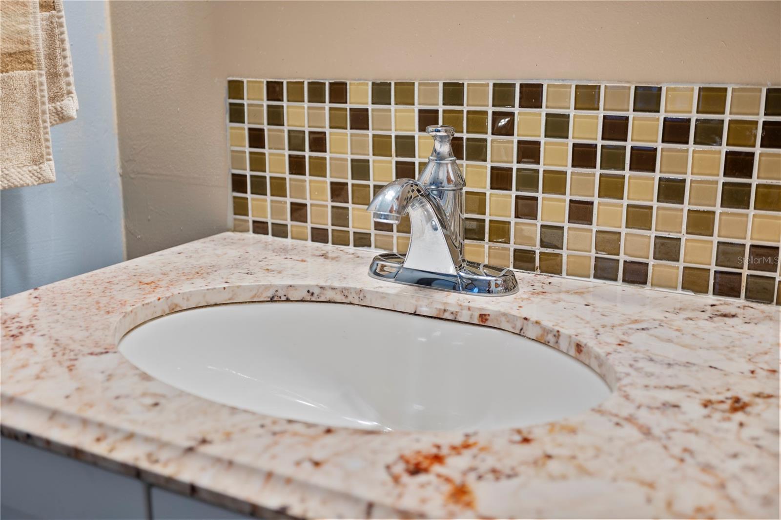 MONTGOMERY SQUARE - Residential