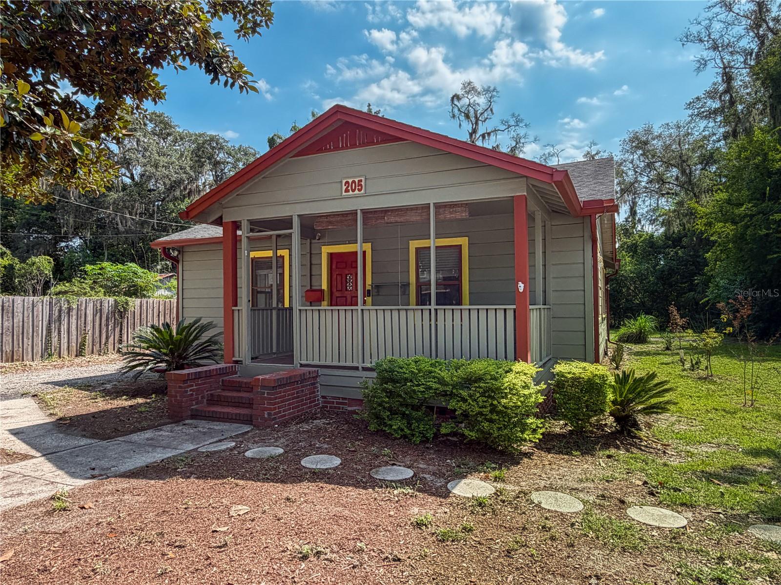 205 NE 9TH STREET