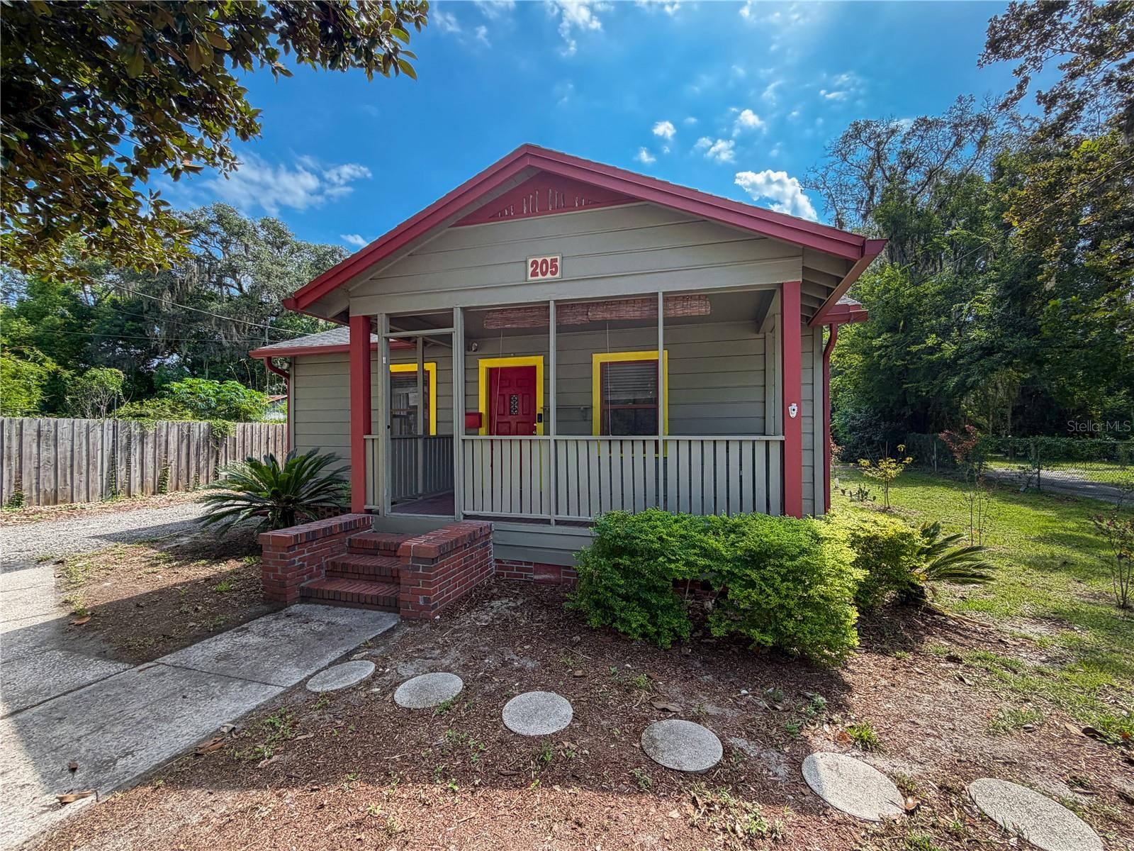 205 NE 9TH STREET