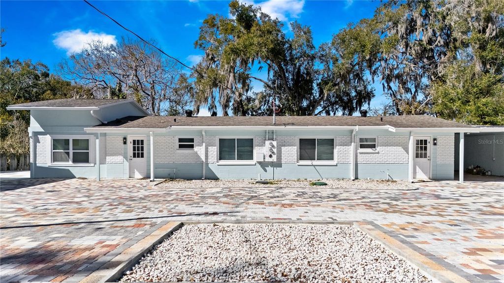 Photo of 2500 Marlboro Street, Orlando, FL 32806 (MLS # O6381175)