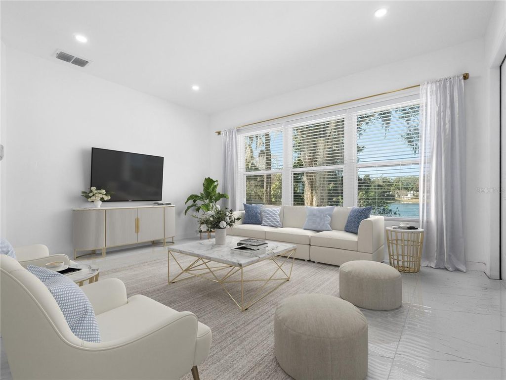 Photo of 2500 Marlboro Street, Orlando, FL 32806 (MLS # O6381175)