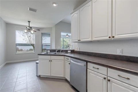 Tiny photo for 3804 Bayshore Circle, Tavares, FL 32778 (MLS # O6438346)
