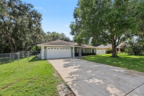 Photo of 2928 Eastbrook Drive, Lakeland, FL 33811 (MLS # O6442728)
