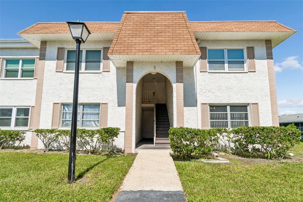 237 S MCMULLEN BOOTH RD APT 51, CLEARWATER, FL 33759 - Image e3967dcc4c27bbf23c65d9706be3a1c8/2800817298