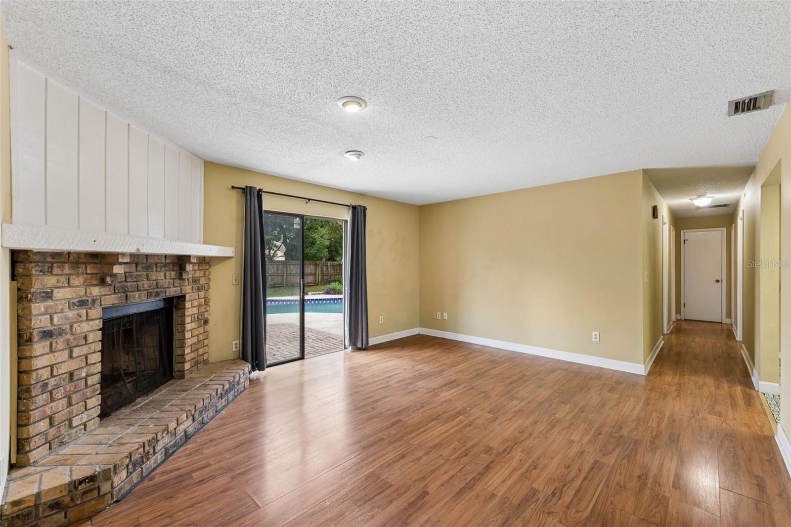 2528 CANTERCLUB TRAIL
