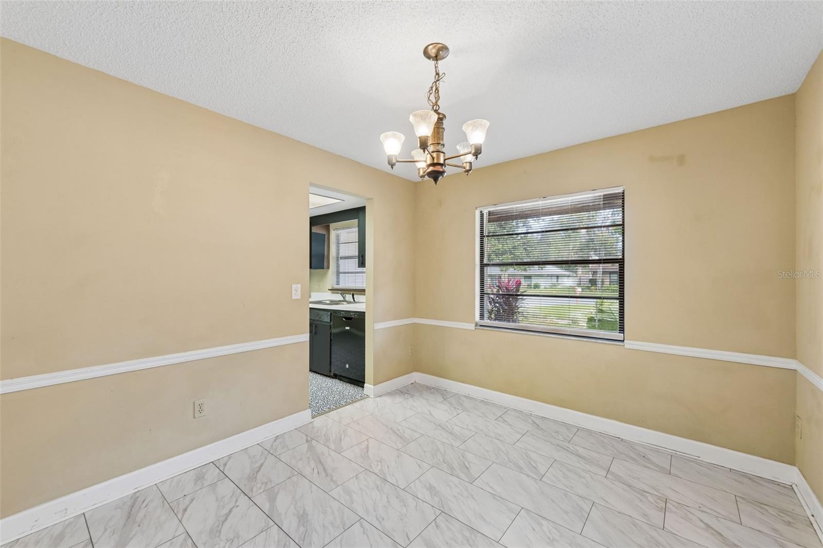 2528 CANTERCLUB TRAIL