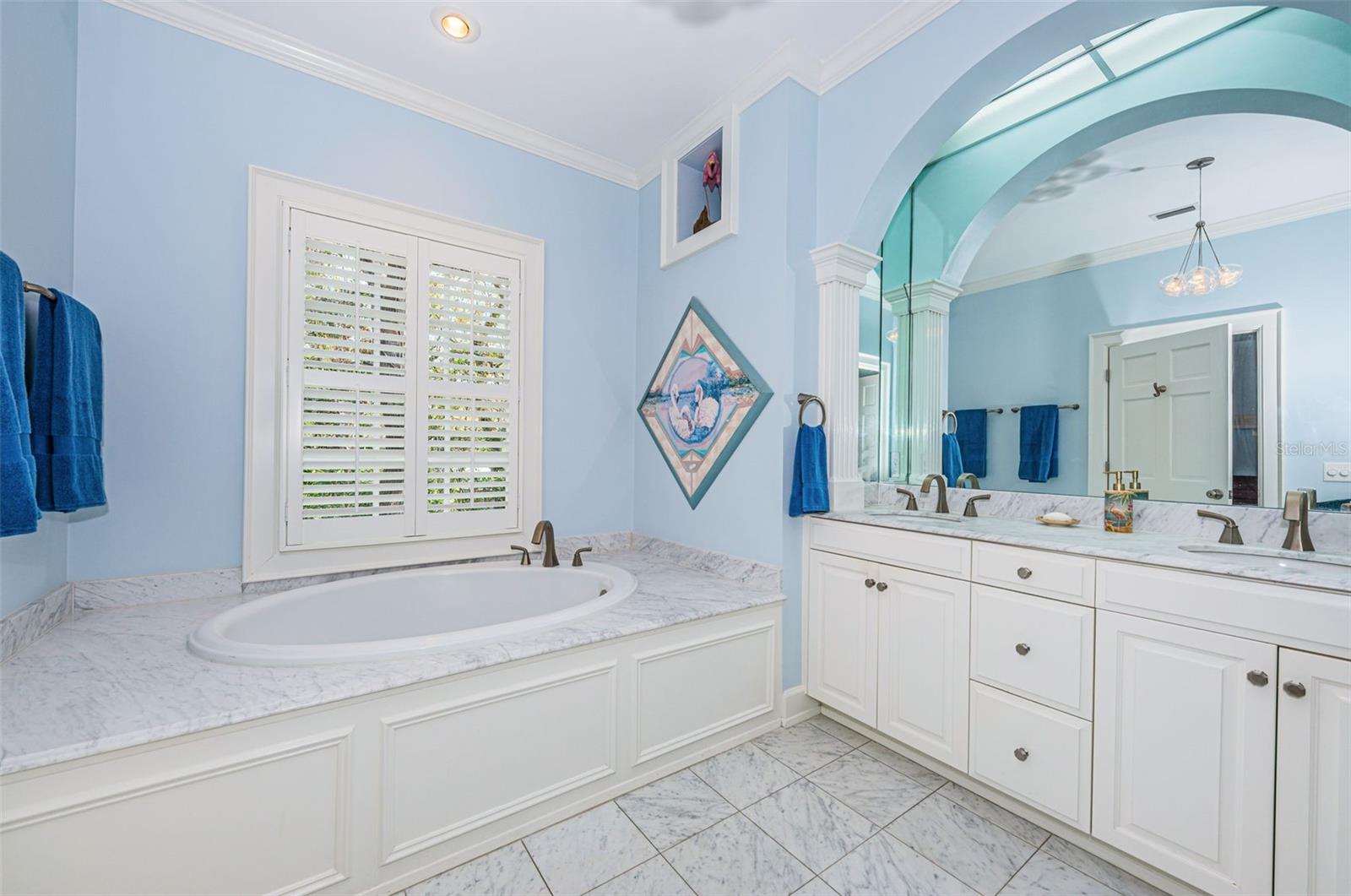 BAY VIEW ESTATES - Residential