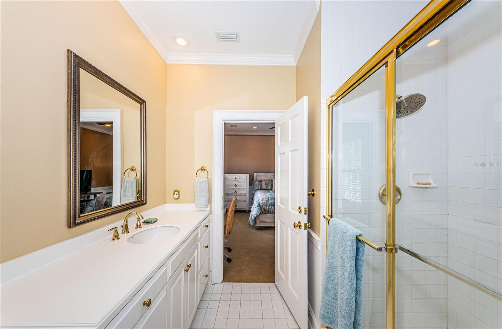 BAY VIEW ESTATES - Residential