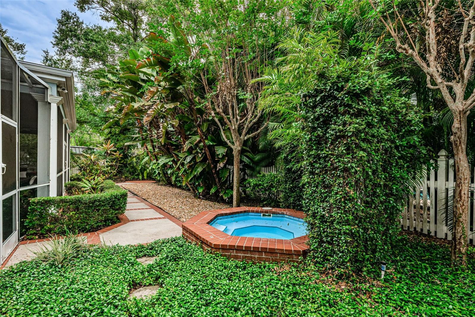 BAY VIEW ESTATES - Residential