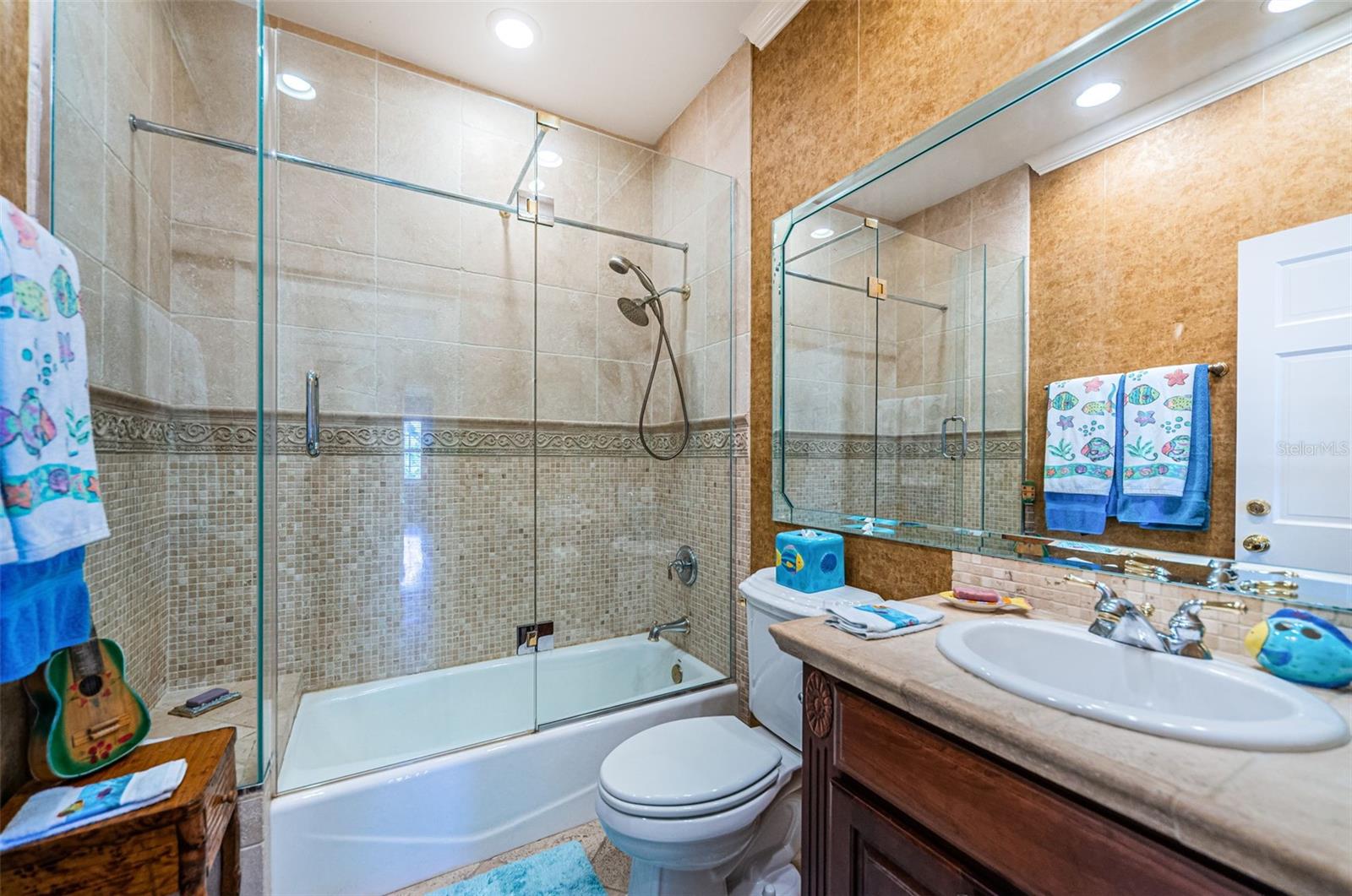 BAY VIEW ESTATES - Residential