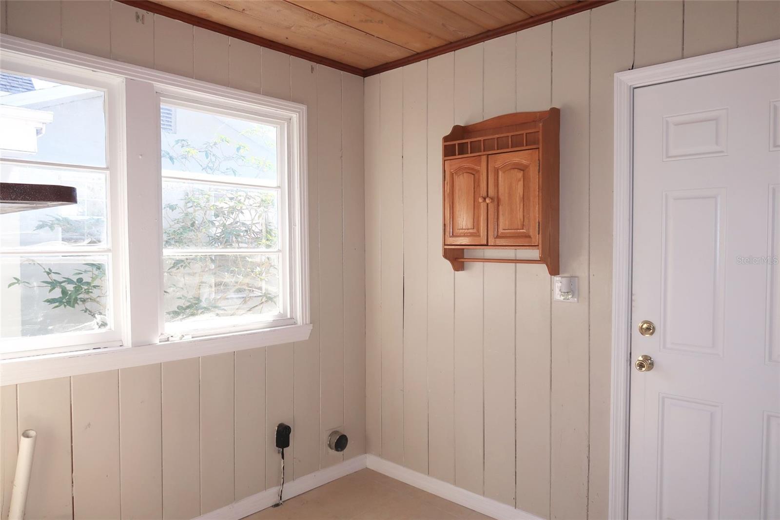 CITY ZEPHYRHILLS - Residential Lease