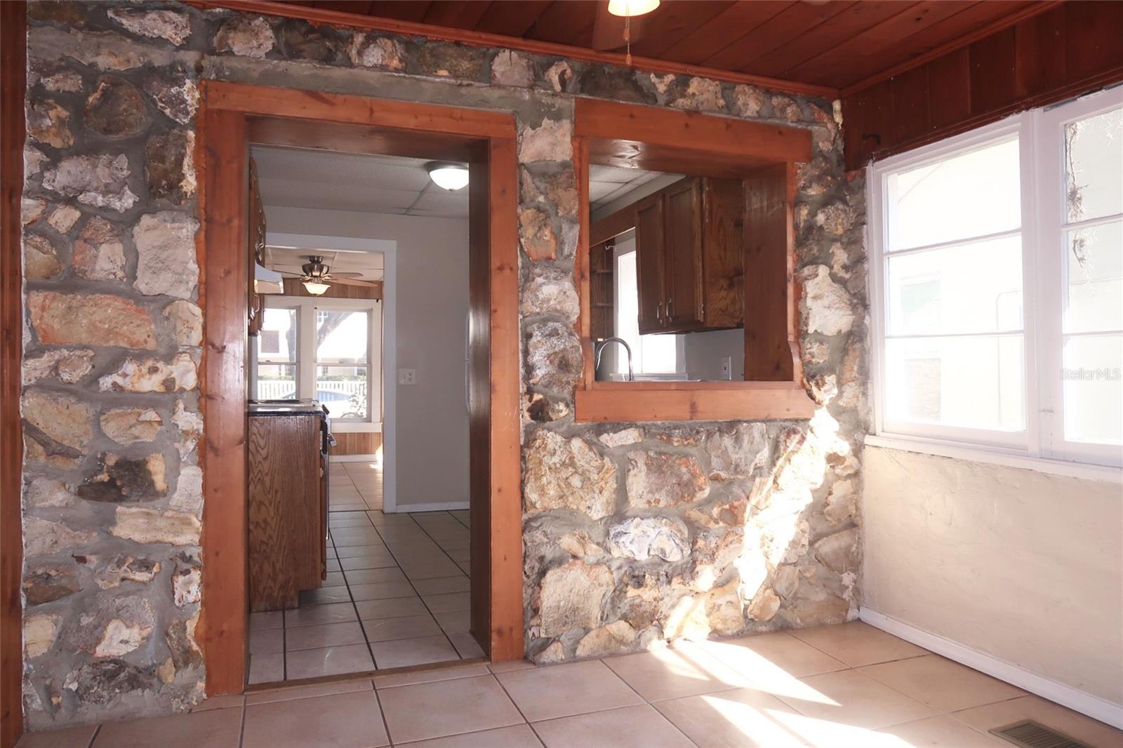 CITY ZEPHYRHILLS - Residential Lease