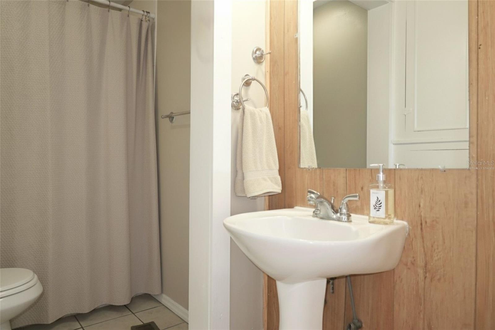 CITY ZEPHYRHILLS - Residential Lease