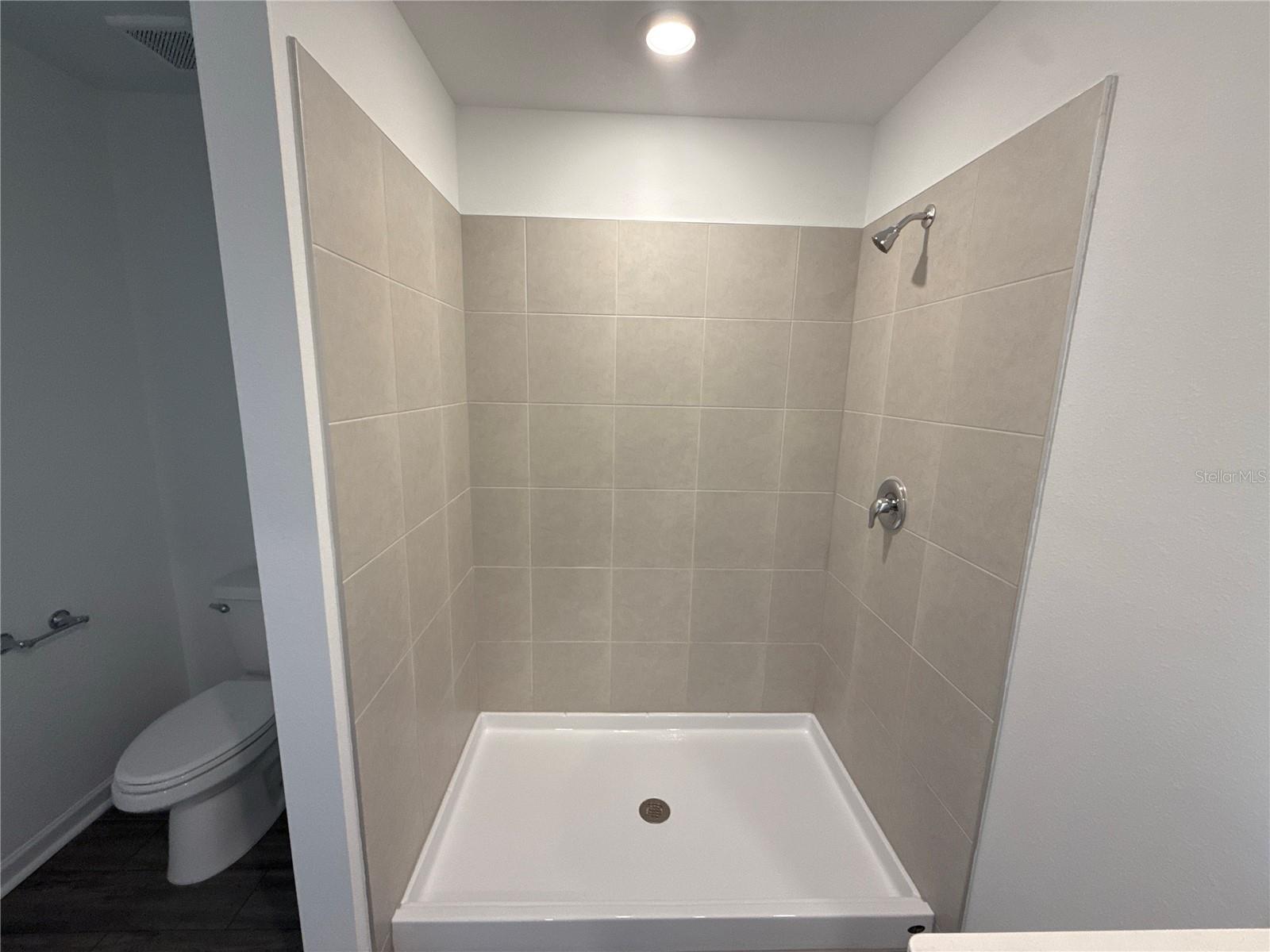 MILLWOOD ESTATES - Residential Lease