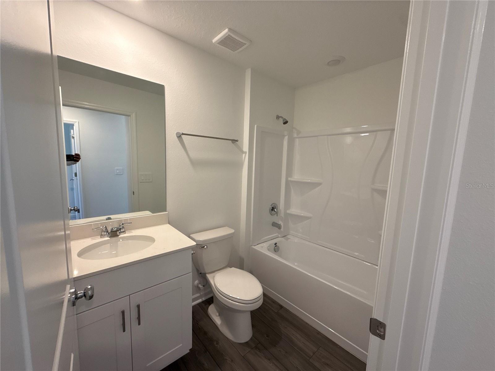 MILLWOOD ESTATES - Residential Lease