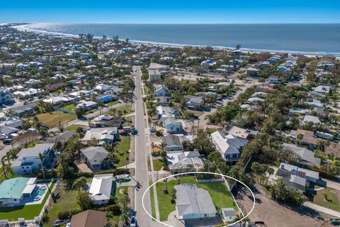 A home in HOLMES BEACH