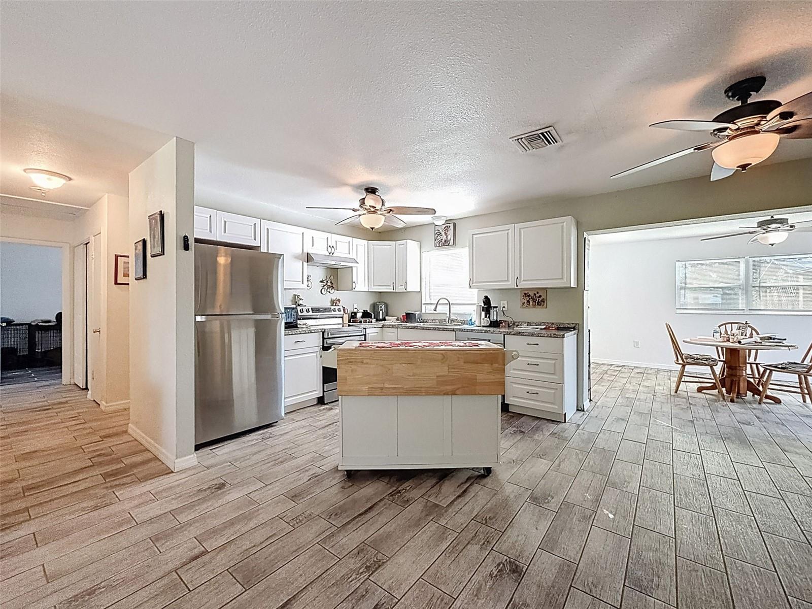 GREEN ACRES ADD - Residential