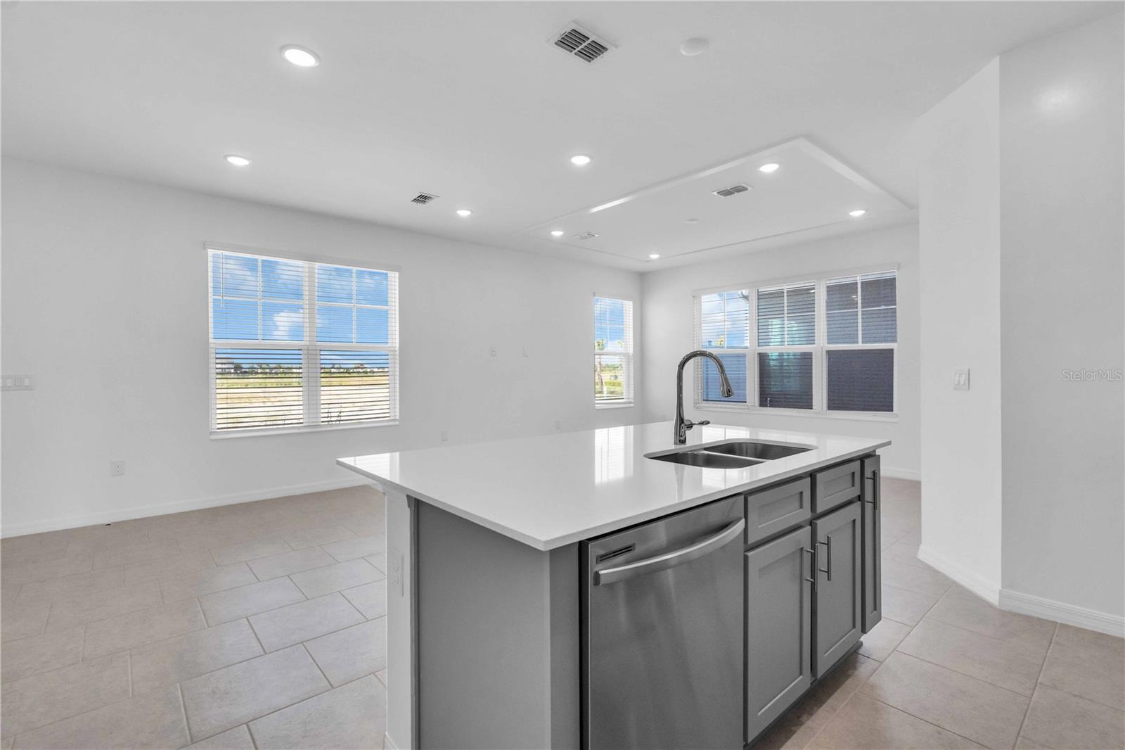1423 ALSTON BAY BOULEVARD