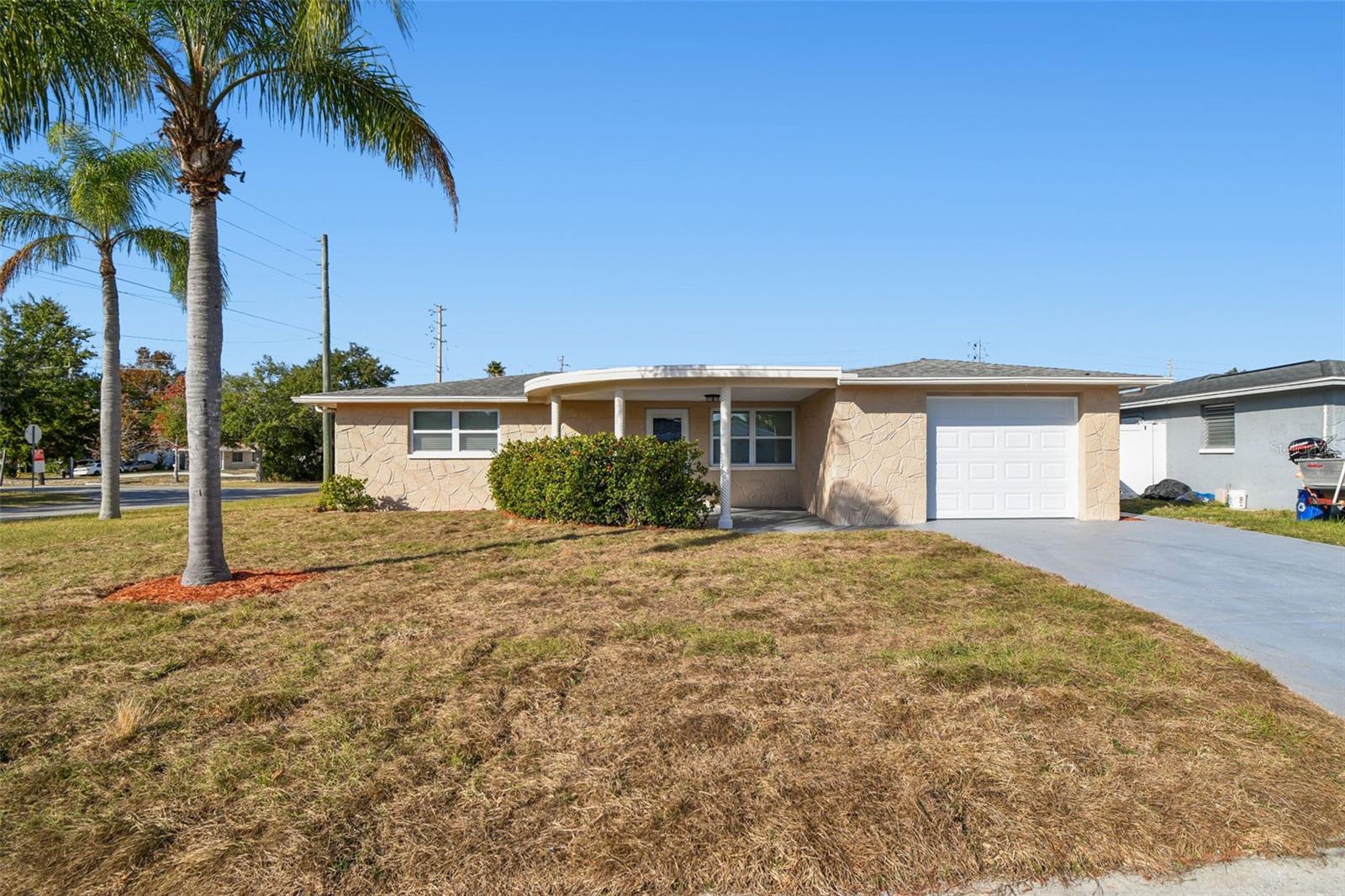 ALOHA GARDENS - Residential