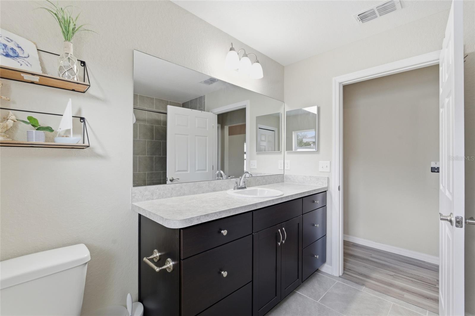 MARION OAKS - Residential