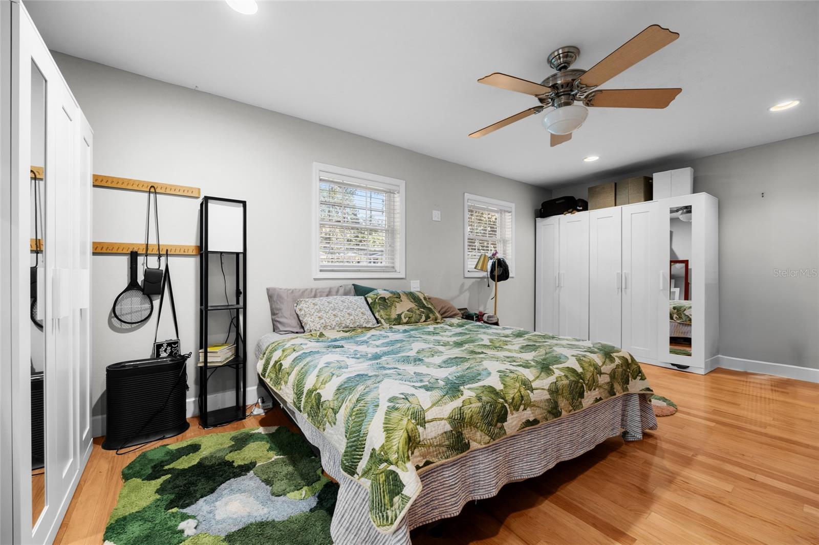 RIDGEWOOD - Residential