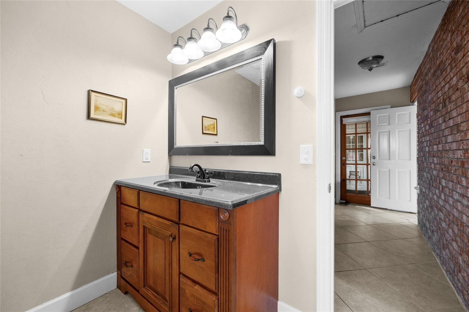 RIDGEWOOD - Residential