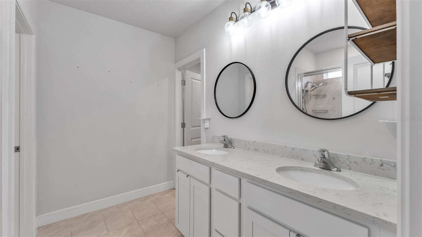 RIVERSTONE PH 1 - Residential