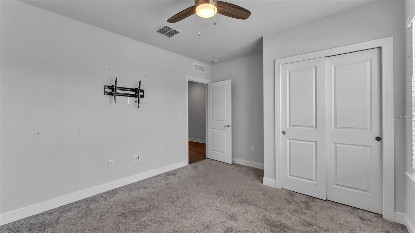 RIVERSTONE PH 1 - Residential