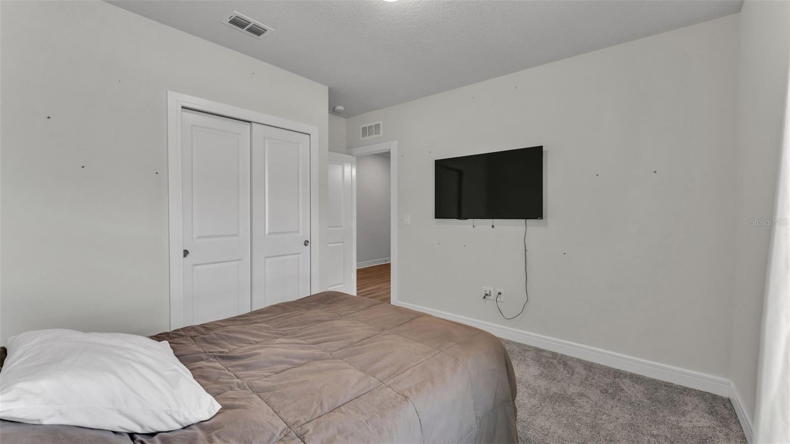 RIVERSTONE PH 1 - Residential