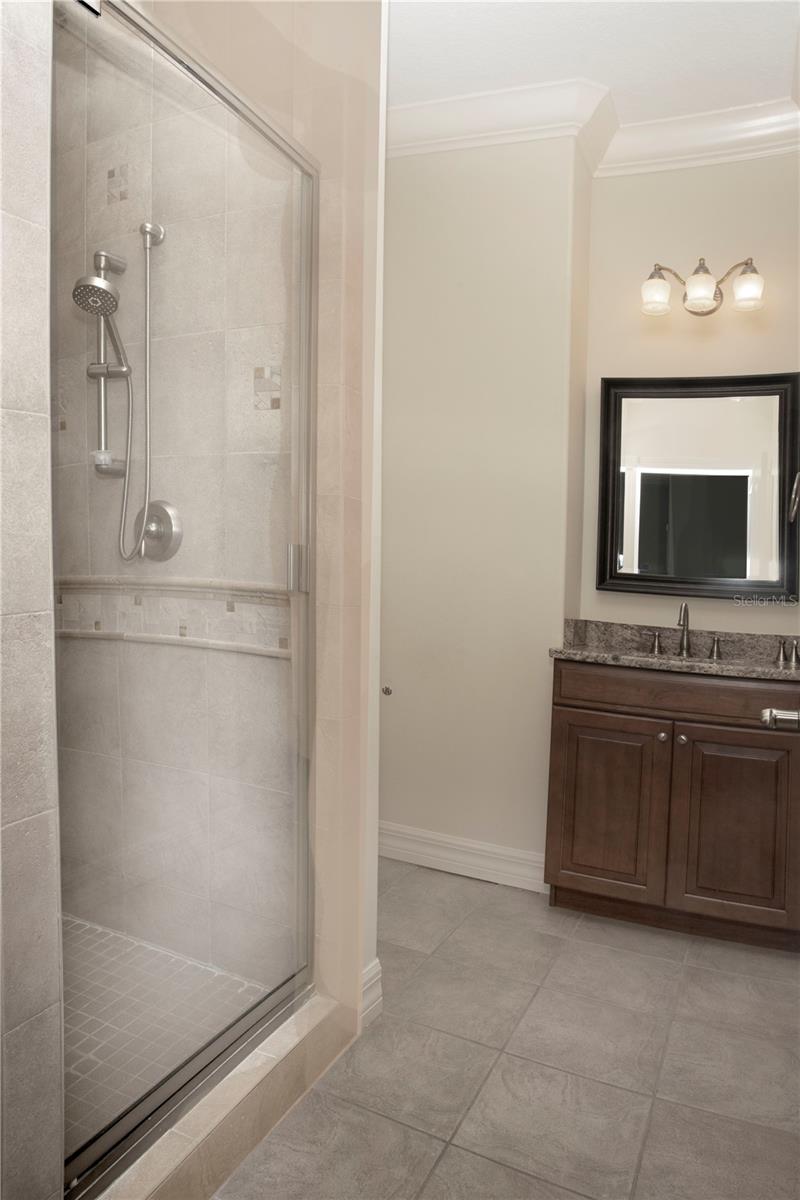 MUSTIQUE BAY - Residential