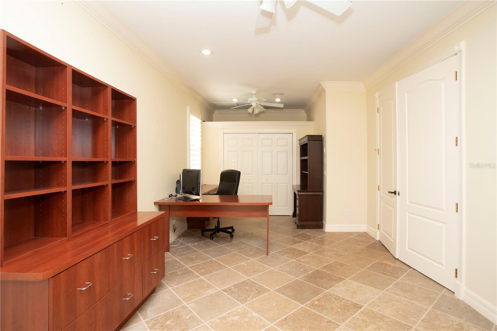 MUSTIQUE BAY - Residential