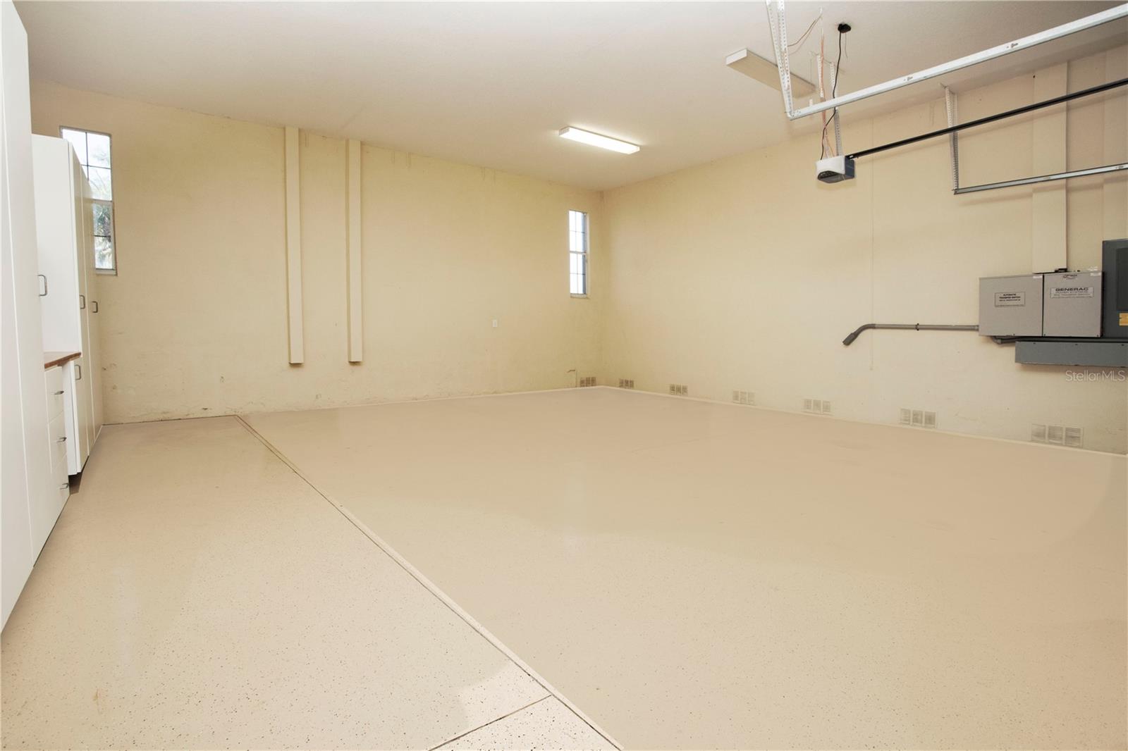 MUSTIQUE BAY - Residential