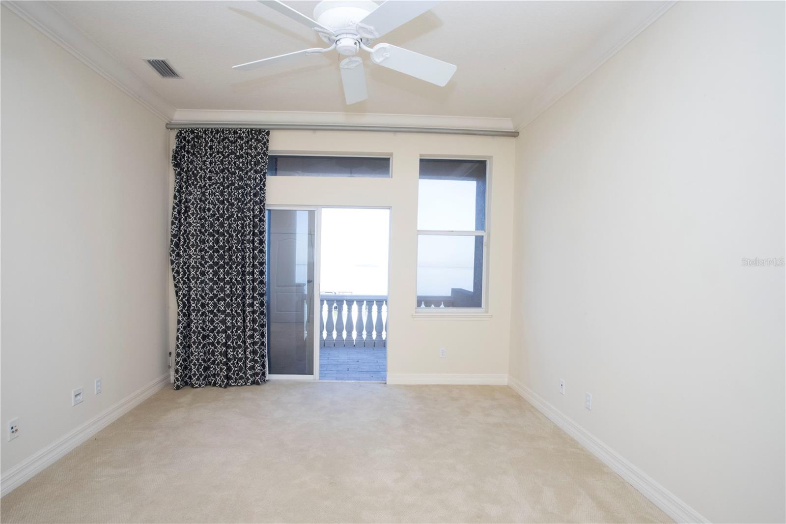 MUSTIQUE BAY - Residential