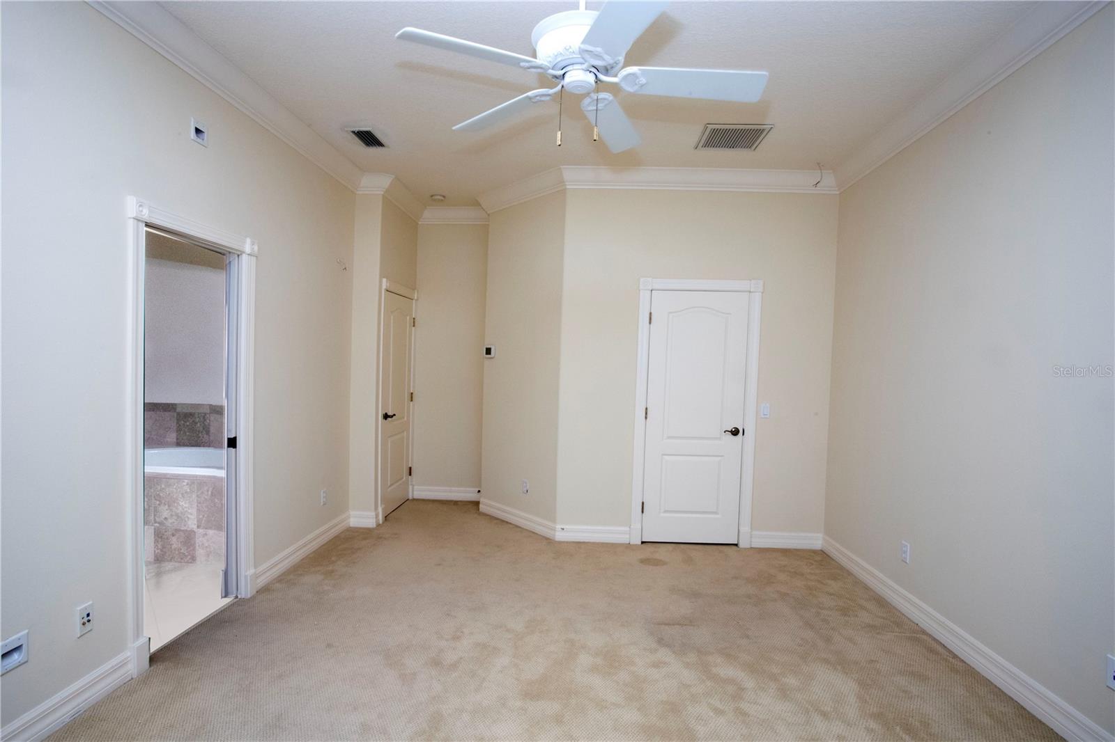 MUSTIQUE BAY - Residential