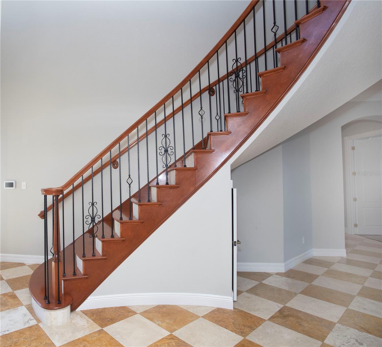 MUSTIQUE BAY - Residential