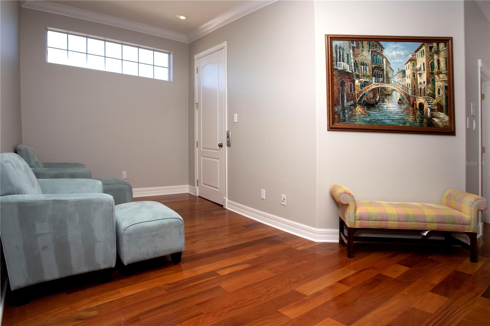 MUSTIQUE BAY - Residential