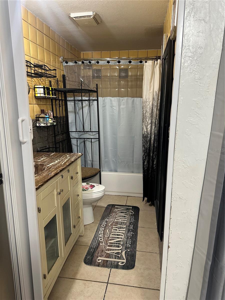 AVON PARK ESTATES - Residential