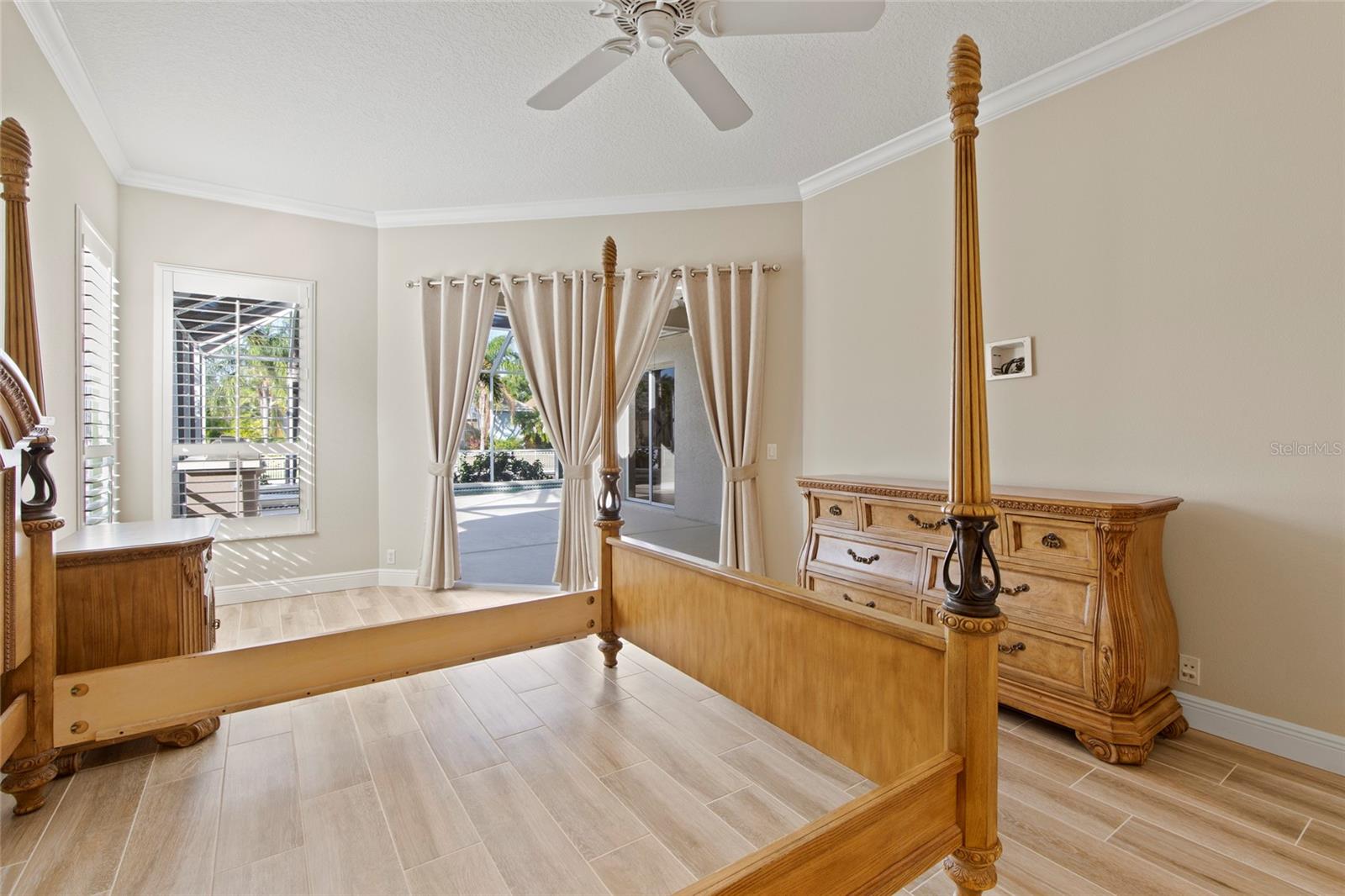 RIVERDALE REV - Residential