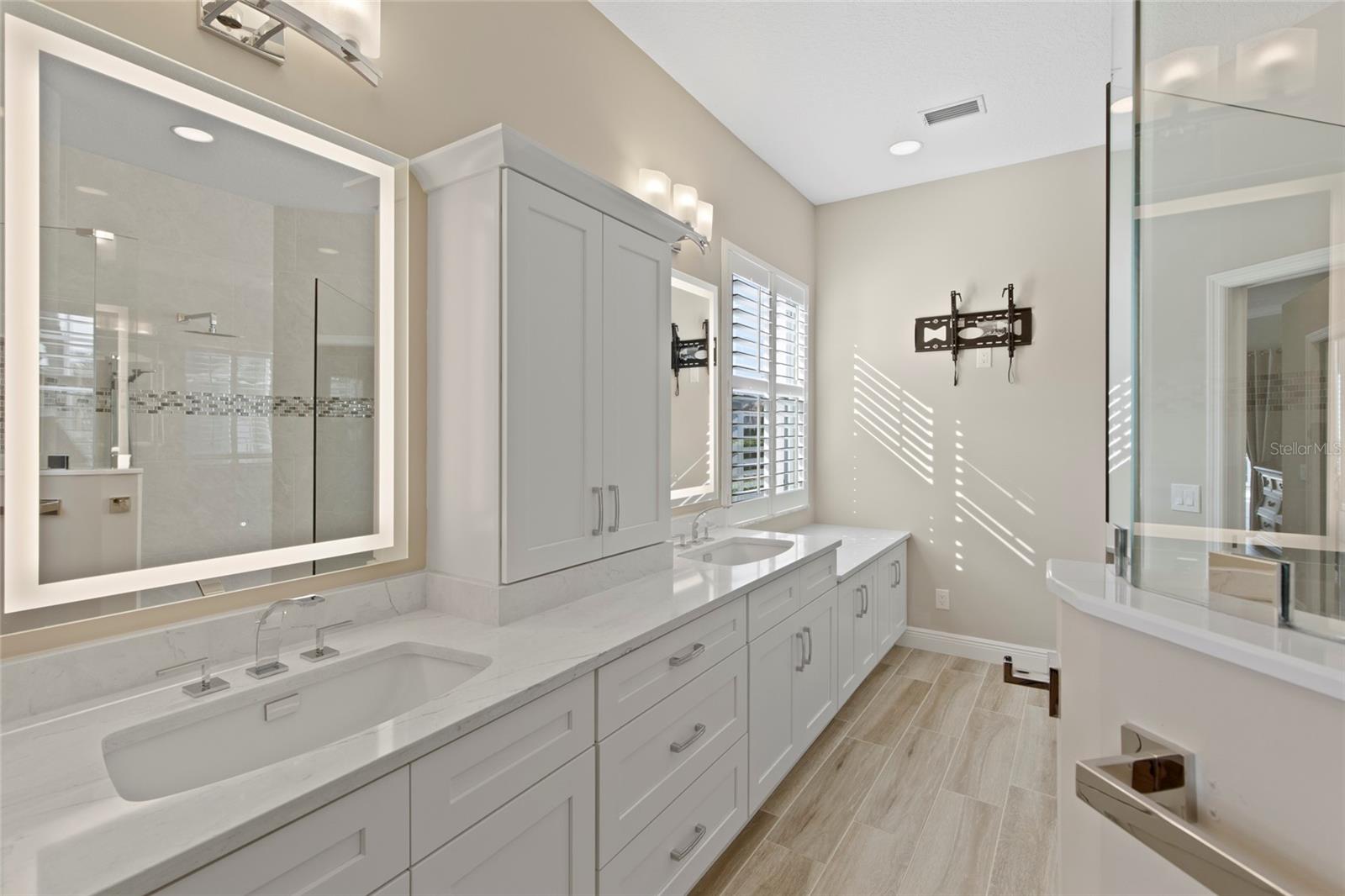 RIVERDALE REV - Residential