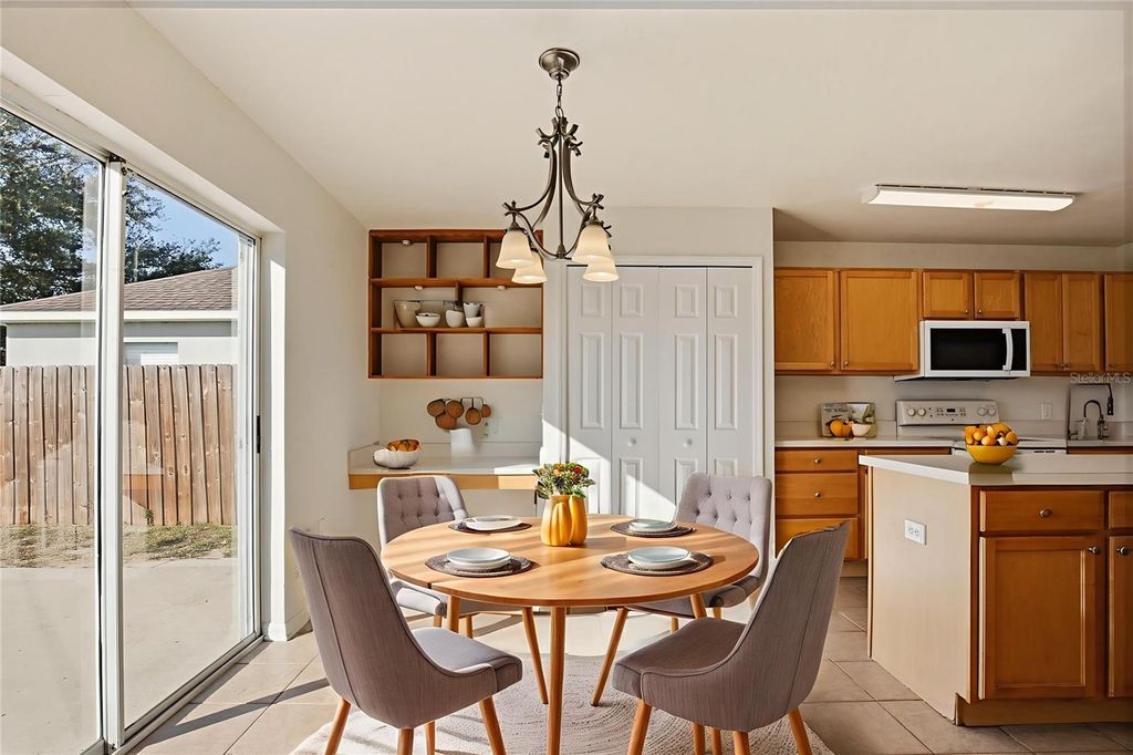 Photo of 1046 Brenton Leaf Drive, Ruskin, FL 33570 (MLS # O6376911)