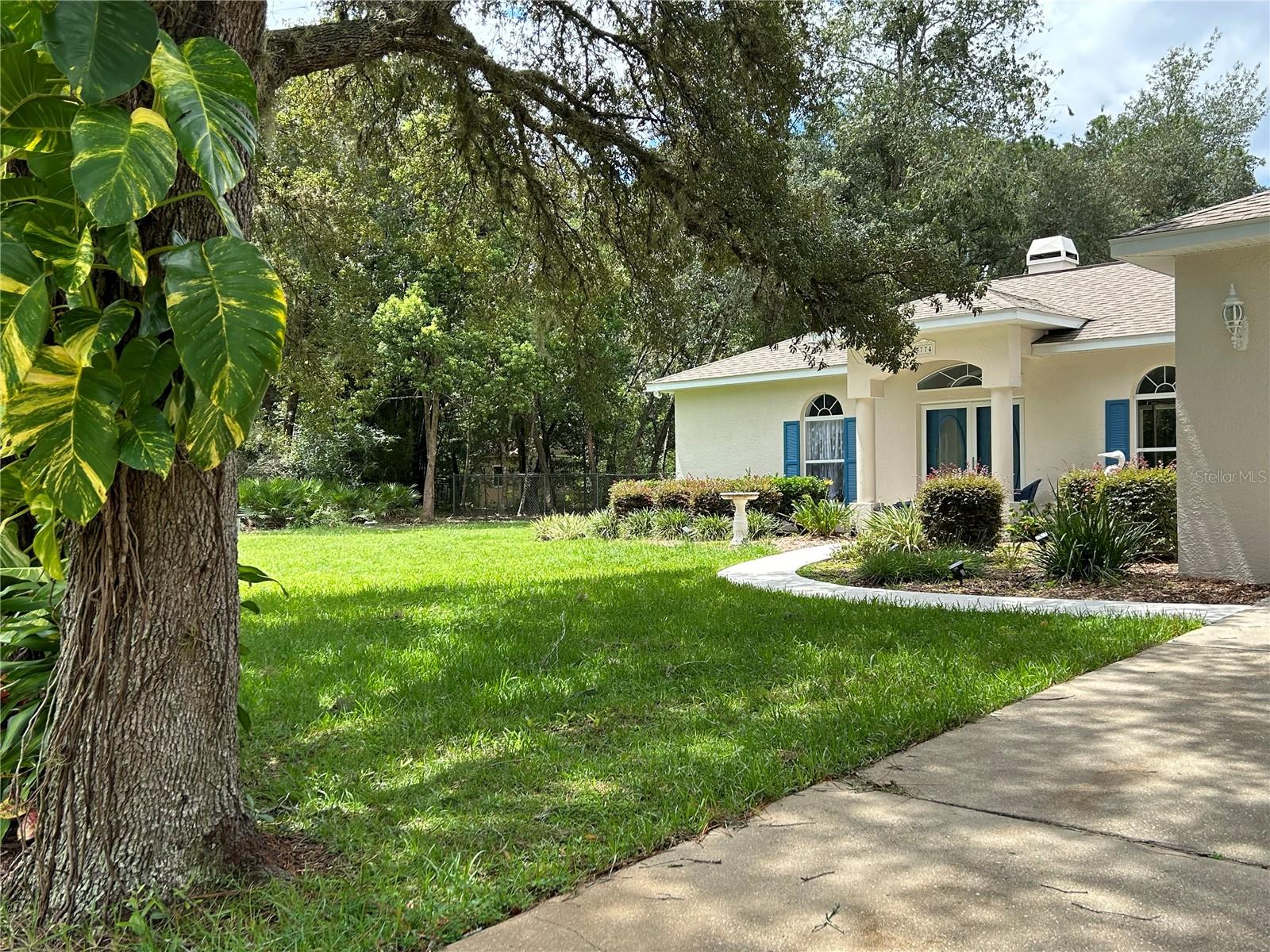 5774 N LAMP POST DRIVE