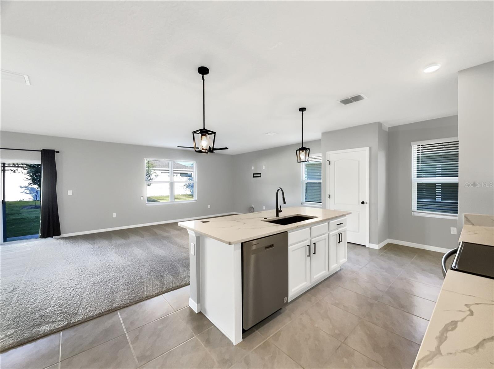 AVALON PARK TAVARES PH 1 - Residential