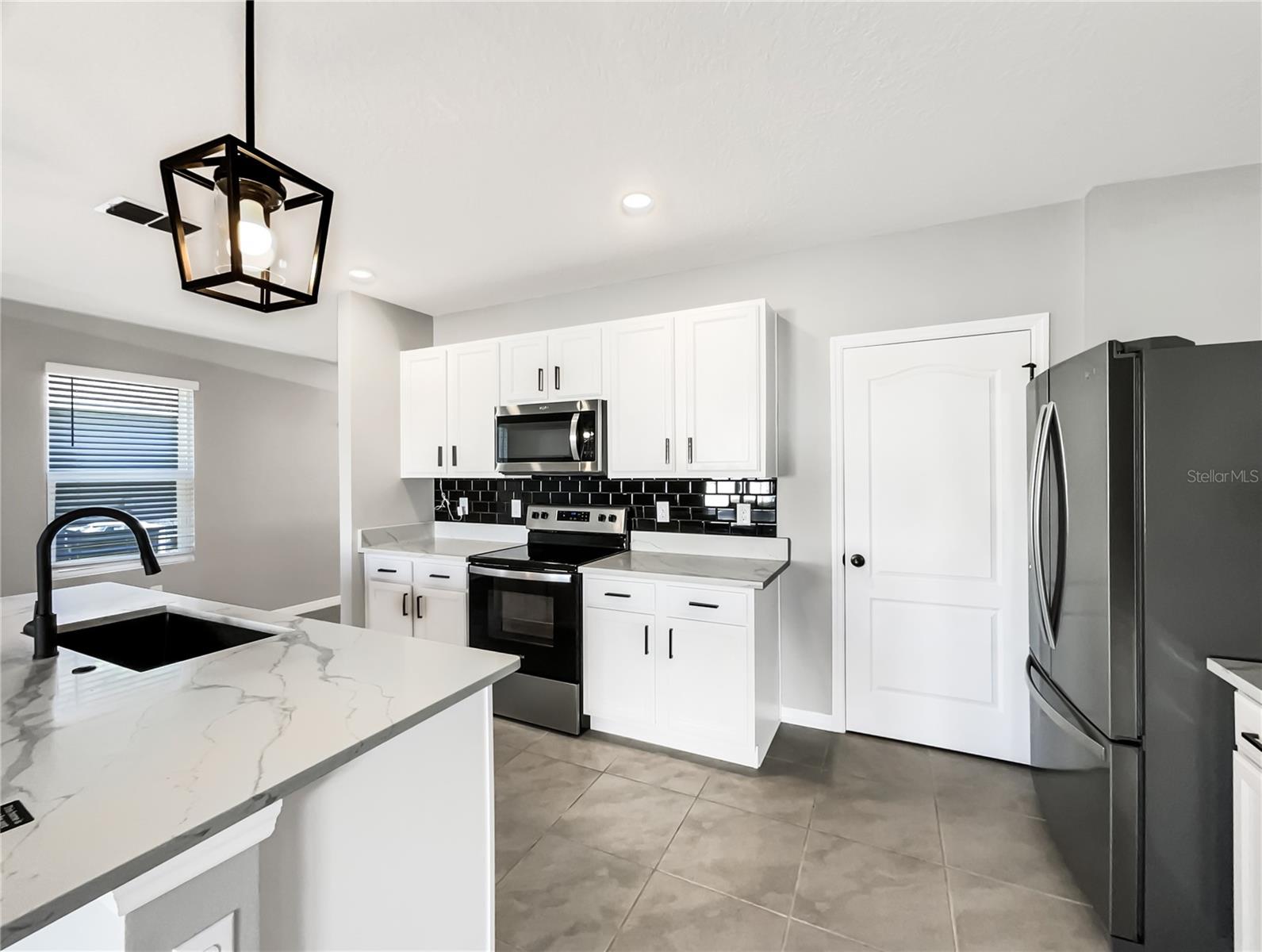 AVALON PARK TAVARES PH 1 - Residential