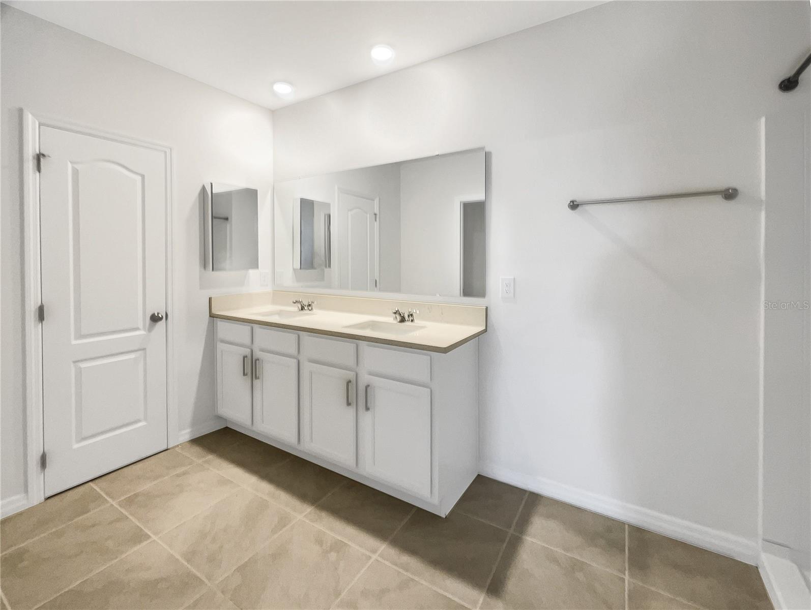 AVALON PARK TAVARES PH 1 - Residential