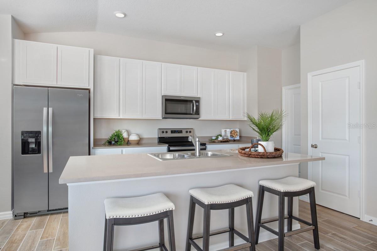 8548 MONTEREY PINE WAY
