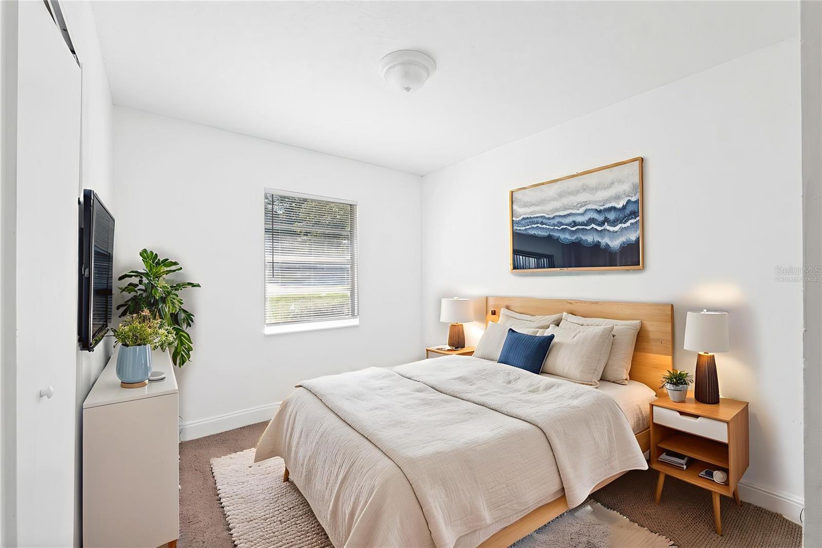 HILL N DALE - Residential