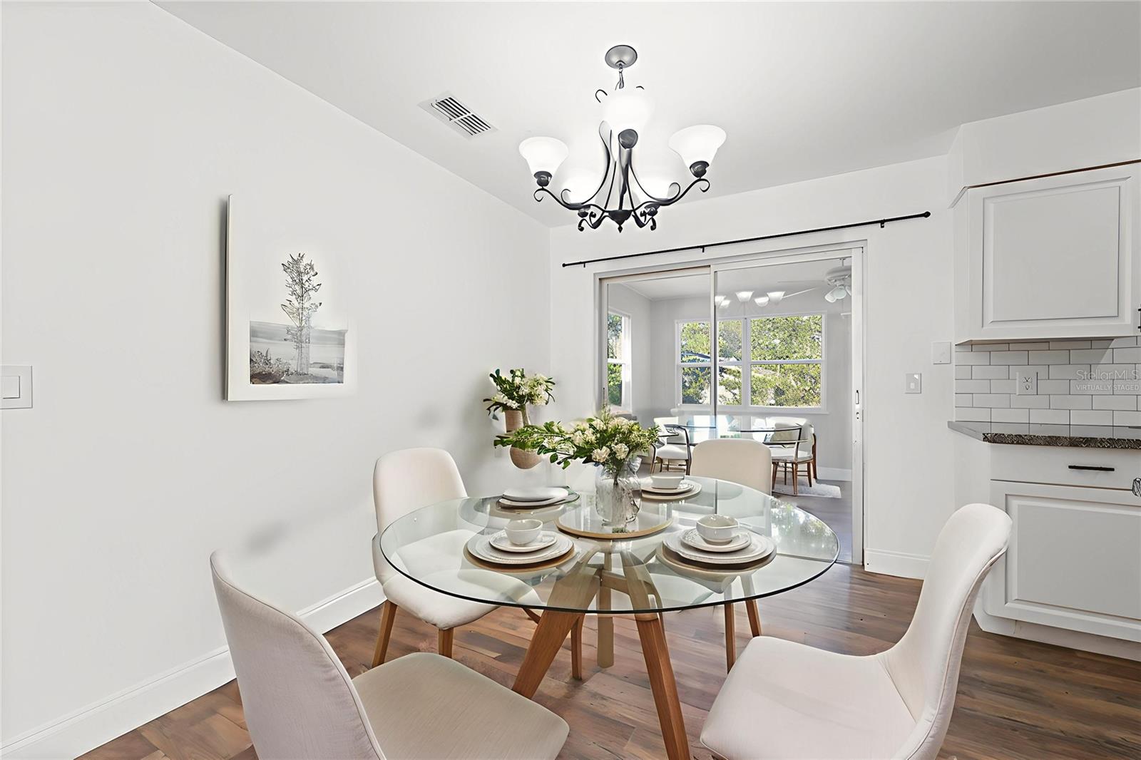 HILL N DALE - Residential
