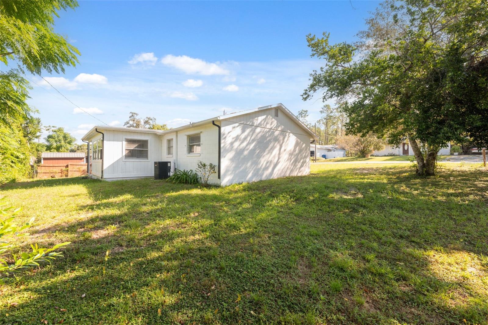 HILL N DALE - Residential